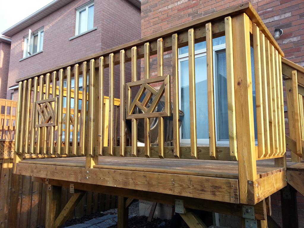Wooden-Deck-Railing-Plans.jpg